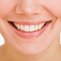 Nên cấy ghép implant hay lắp hàm giả, cầu răng